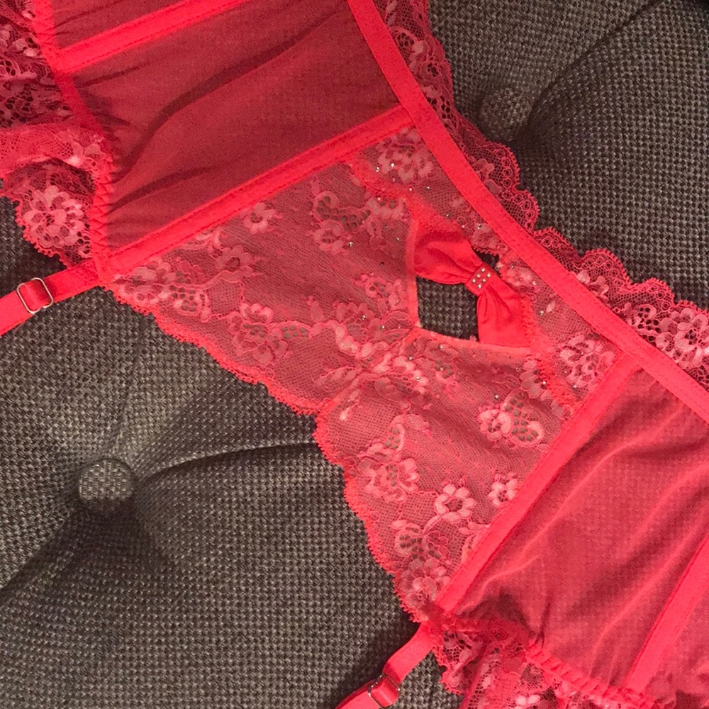 Victoria’s Secret garter belt